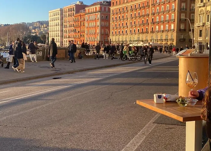 Naples Luxury Suites B&B